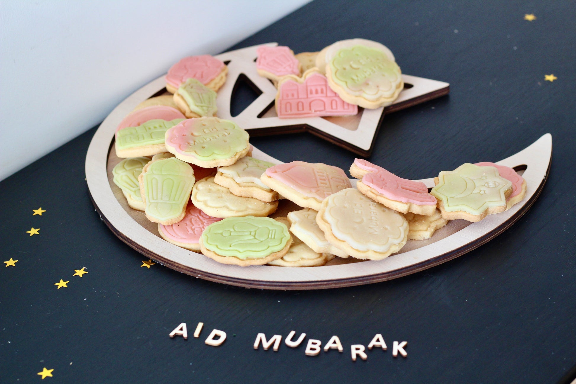 Contour de la mosquée avec emporte-pièce et timbre de lAïd Moubarak, idées  de boîte postale, emporte-pièce de lAïd, célébrations religieuses, timbre à  biscuits du Ramadan -  France